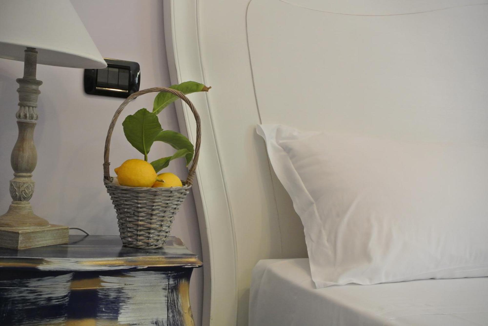 Il Giardino Del Te Hotel Barletta Room photo