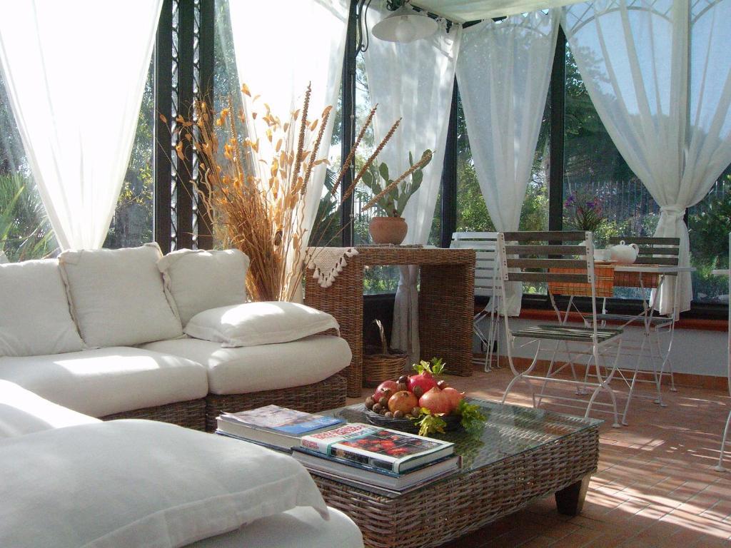 Il Giardino Del Te Hotel Barletta Exterior photo