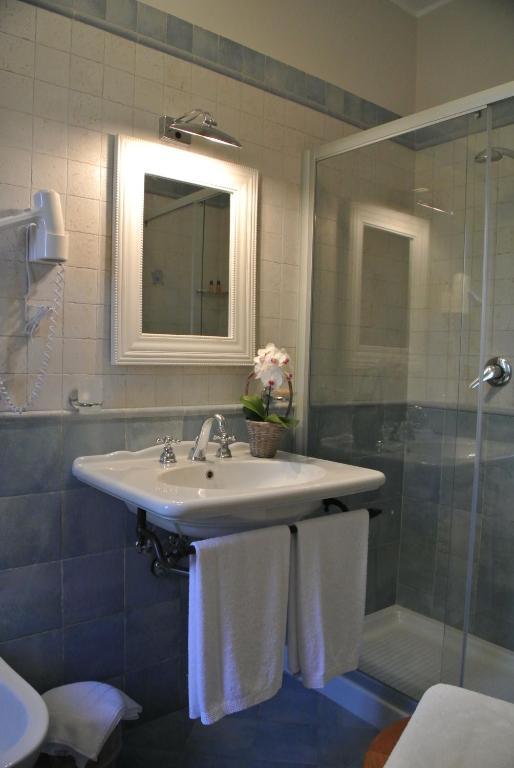 Il Giardino Del Te Hotel Barletta Room photo