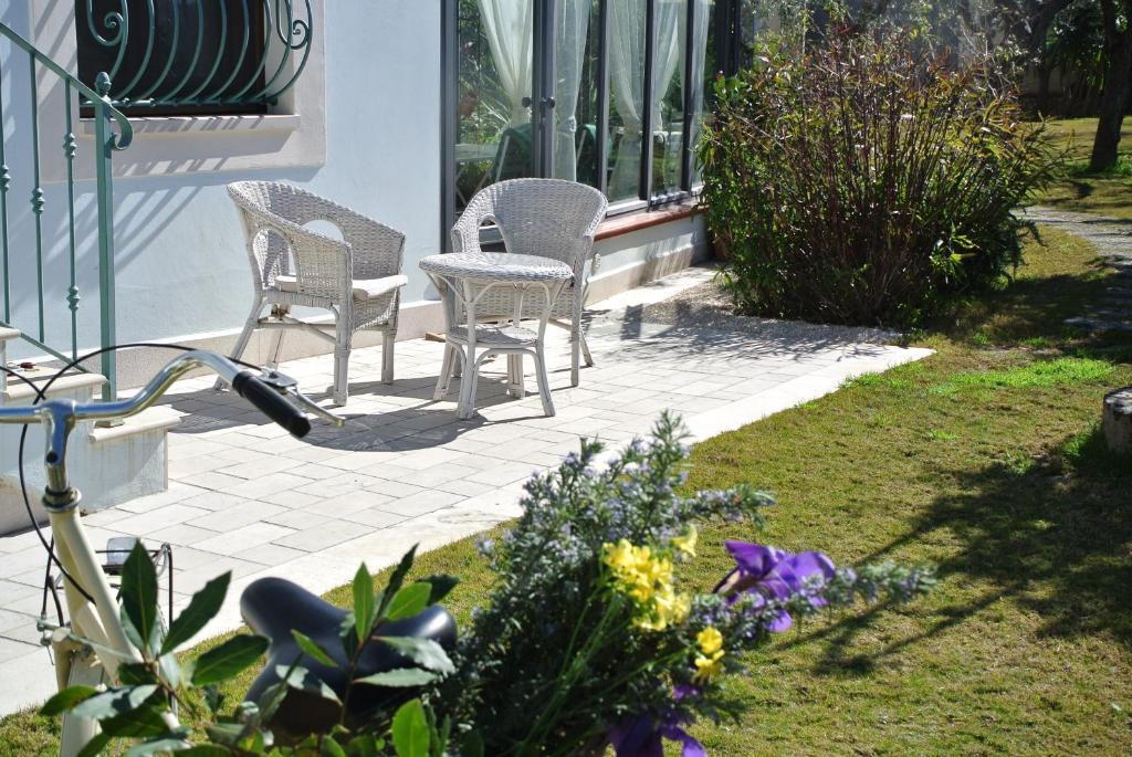 Il Giardino Del Te Hotel Barletta Exterior photo